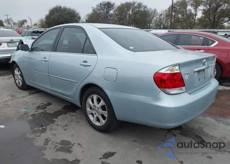 2005 Toyota Camry Xle V6 из США, поврежденный, VIN 4T1BF30K35U607774